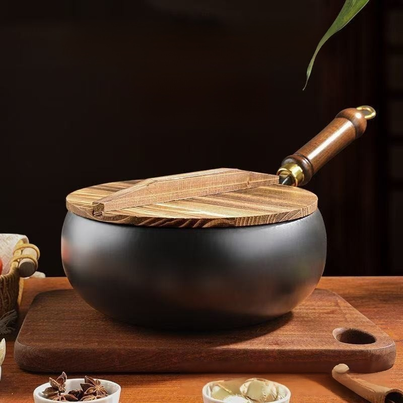หม้อเหล็กหล่อแบบไม่มีสารเคลือบ - Cast Iron Tetsubin บทวิจารณ์และราคา