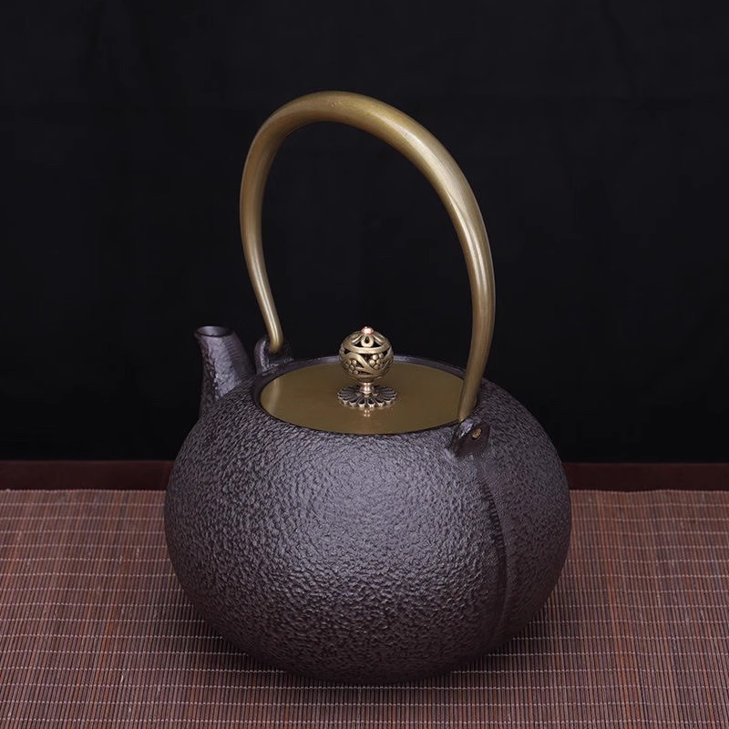 กาน้ำชาเหล็กหล่อญี่ปุ่น 1.2 ลิ - Cast Iron Tetsubin บทวิจารณ์และราคา