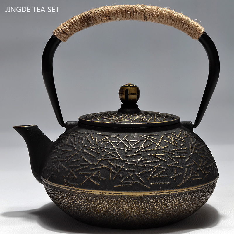 กาน้ำชาเหล็กหล่อแบบปรับแต่งได้ - Cast Iron Tetsubin บทวิจารณ์และราคา