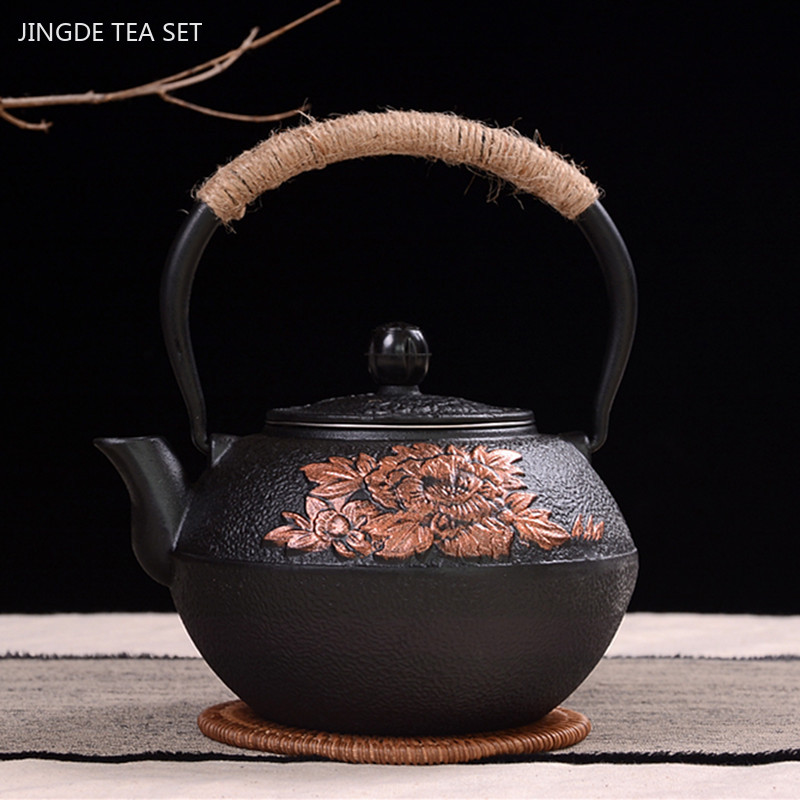 กาน้ำชาเหล็กหล่อแบบปรับแต่งได้ - Cast Iron Tetsubin บทวิจารณ์และราคา