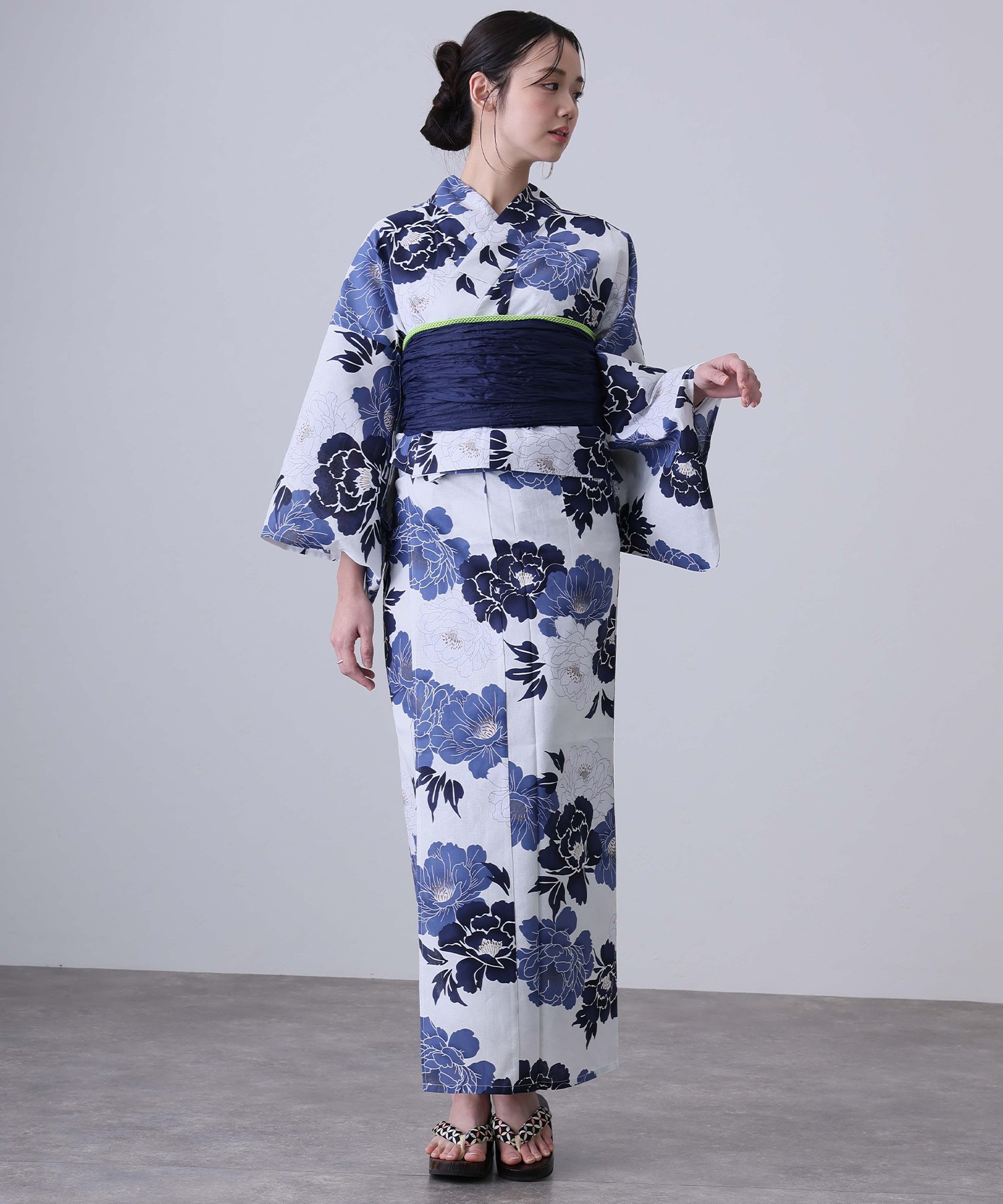 ชุดยูกาตะแบบดั้งเดิม ผ้าฝ้ายลิ - Kimono Yukata Cotton บทวิจารณ์และราคา